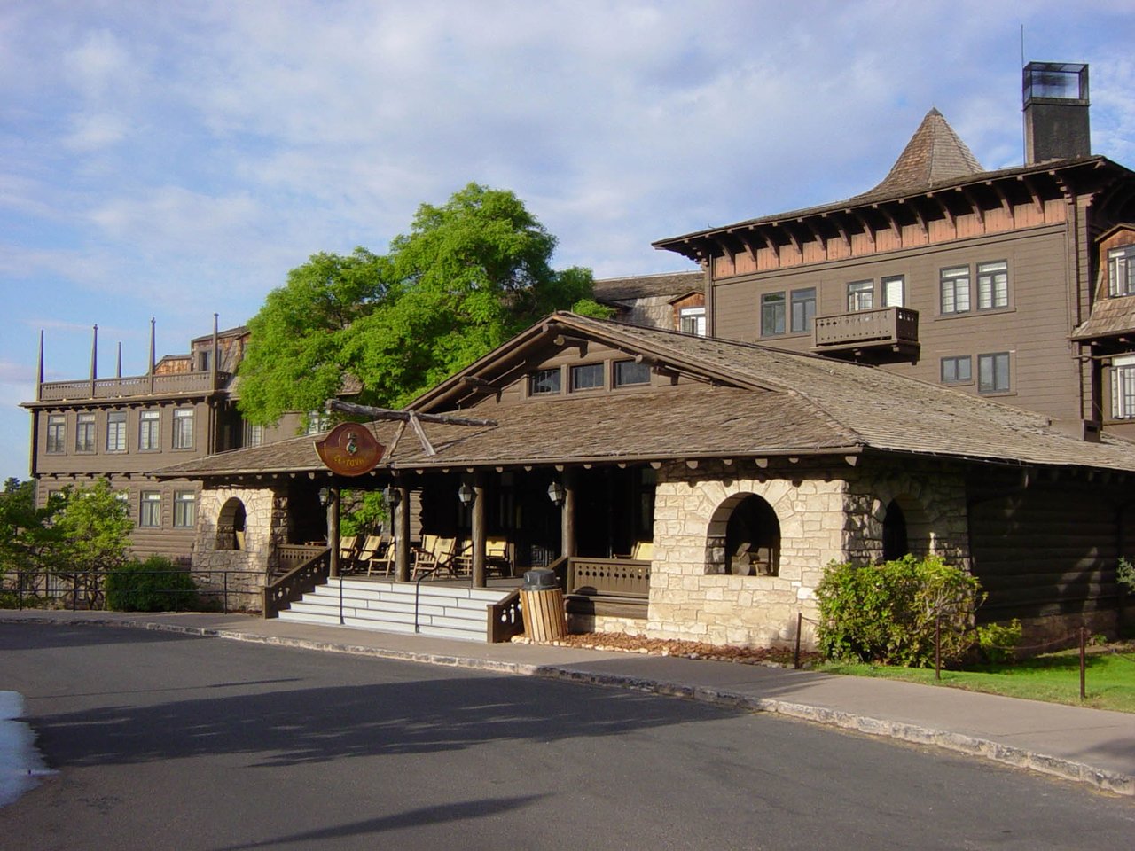 Historic buildings in Grand Canyon Village