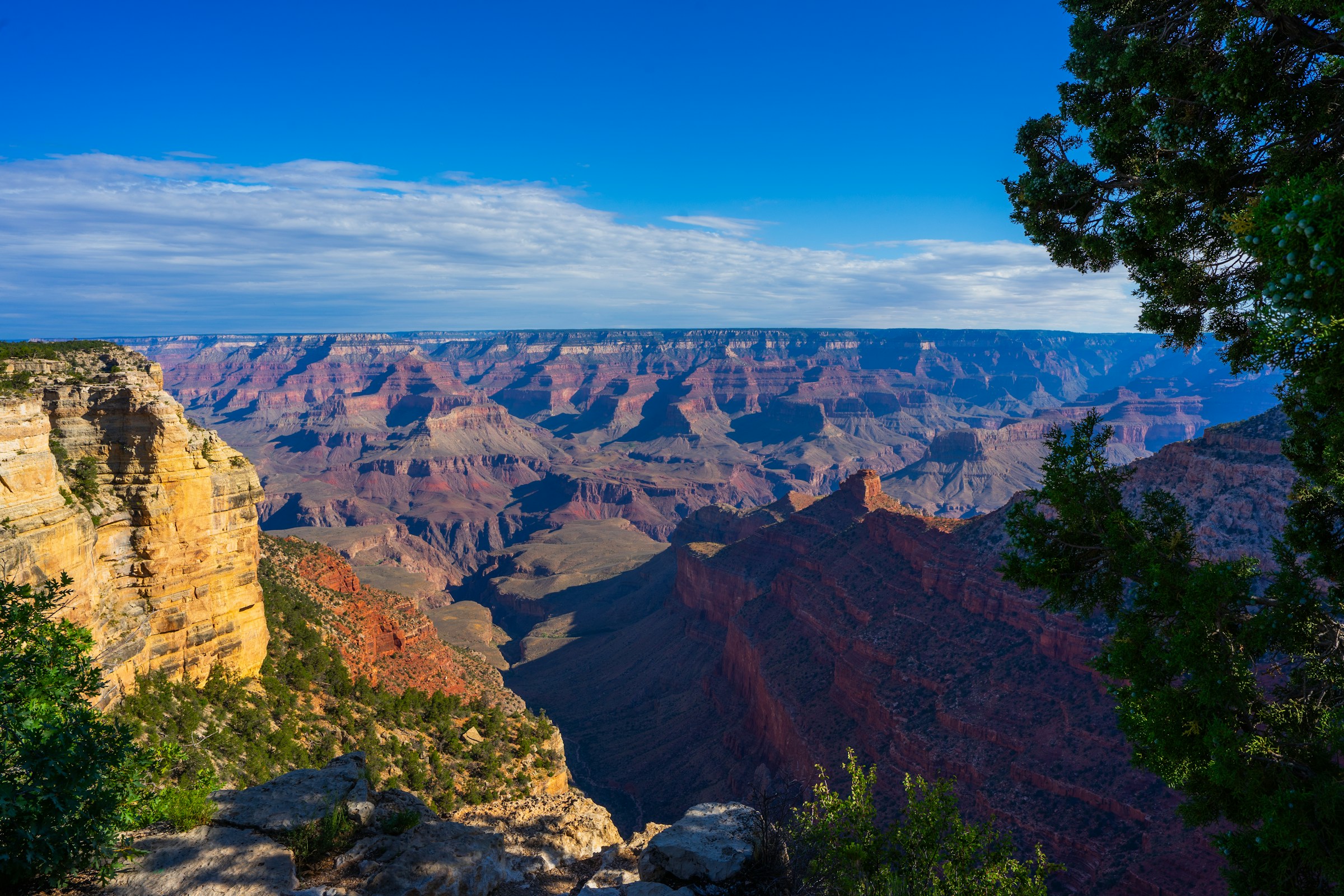 View across Grand Canyon from the South Rim