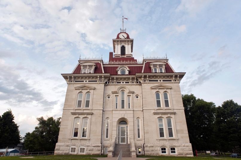 Limestone Chase County Courthouse