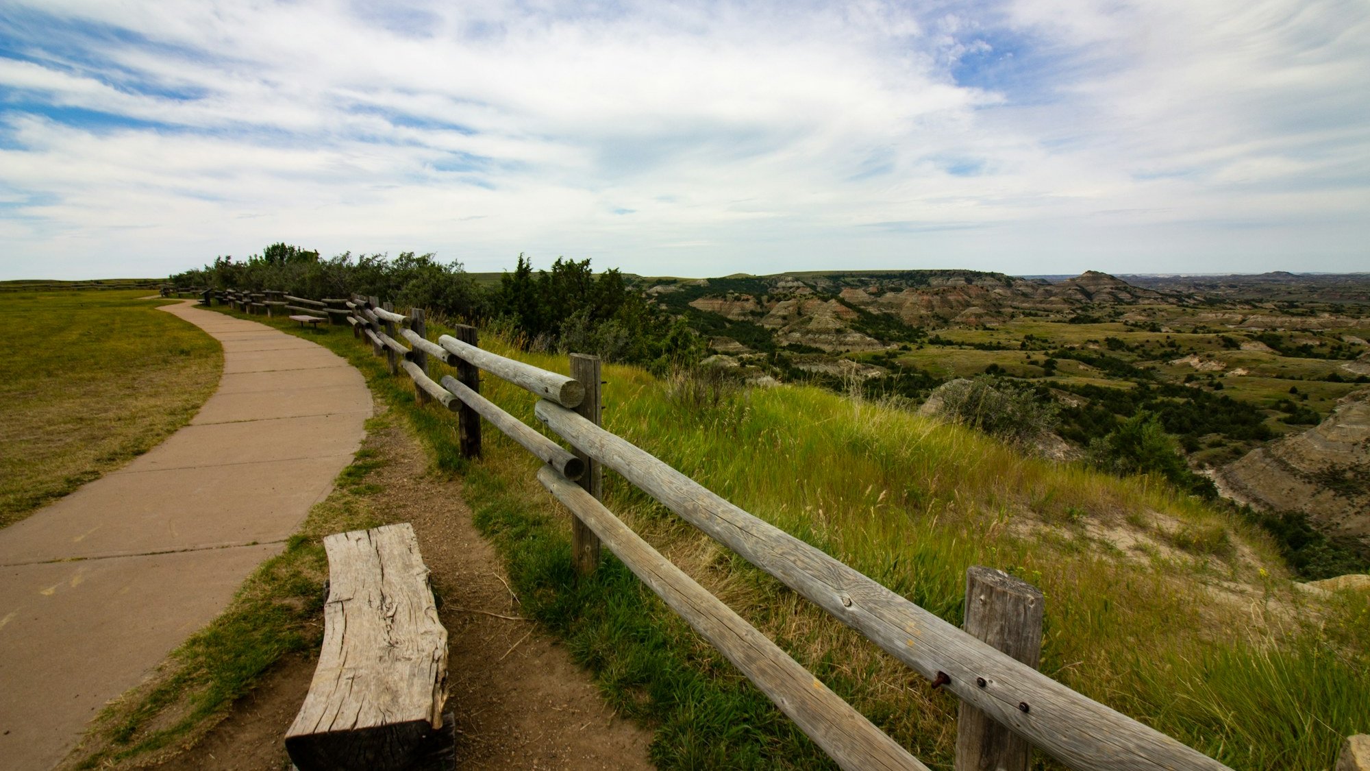 Badlands and prairie in Theodore Roosevelt National Park